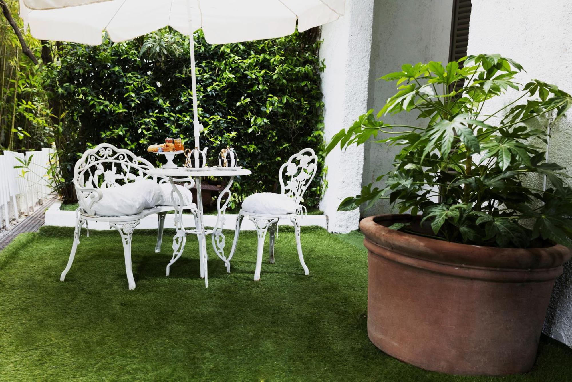 Les Canoubiers Luxe Et Serenite Au Coeur De Saint-Tropez Suites Spacieuses Avec Jardin Enchanteur Exterior photo