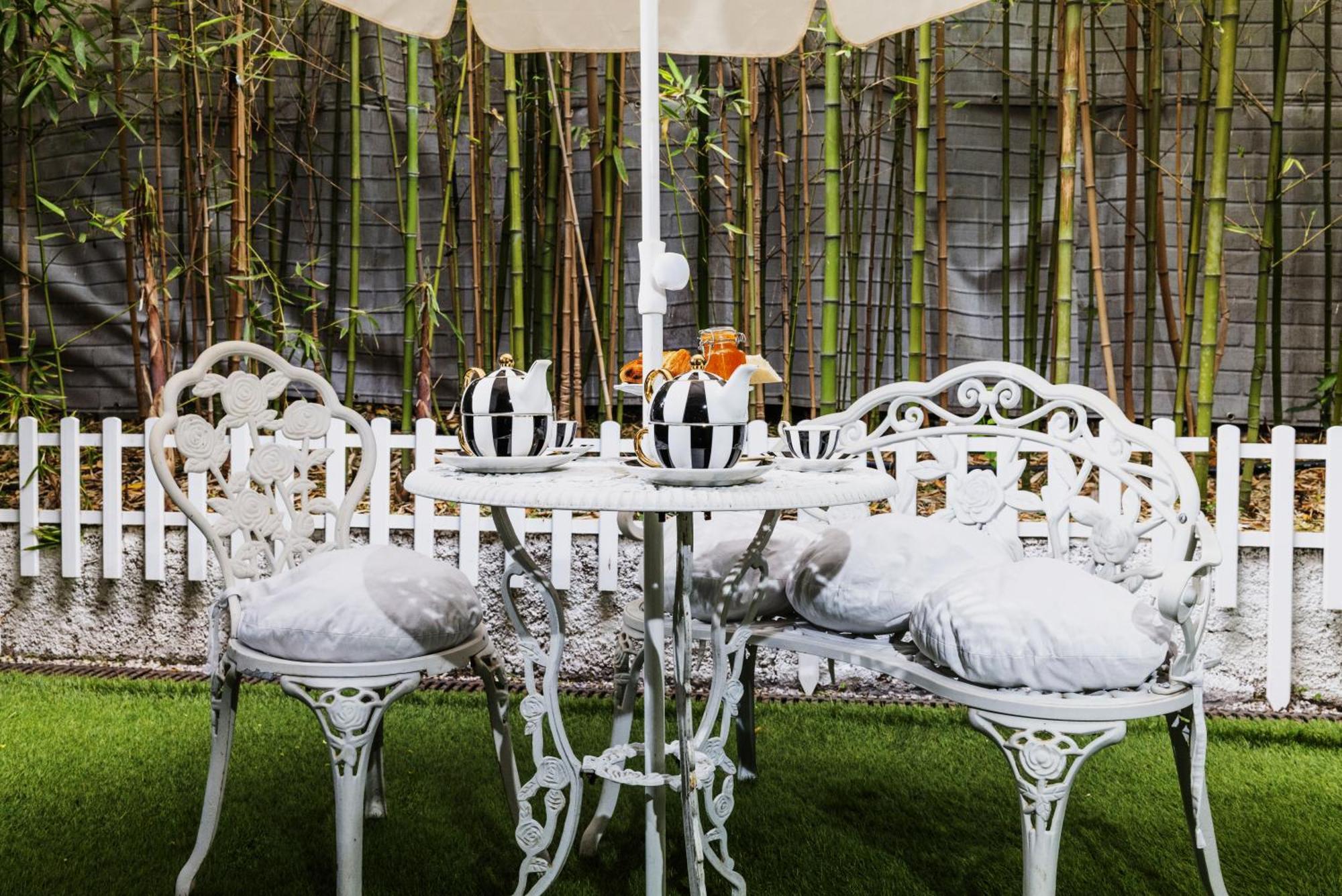 Les Canoubiers Luxe Et Serenite Au Coeur De Saint-Tropez Suites Spacieuses Avec Jardin Enchanteur Exterior photo